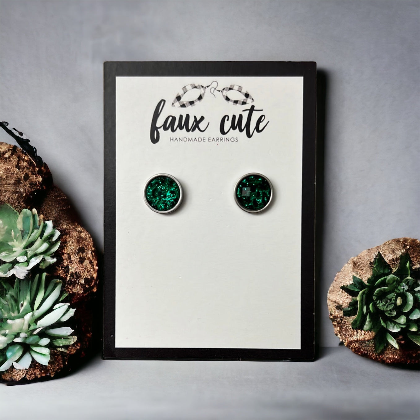 Emerald Green Leopard Faceted Stud Earrings