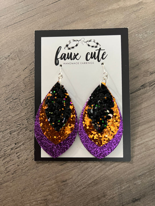 Hocus Pocus glitter earrings