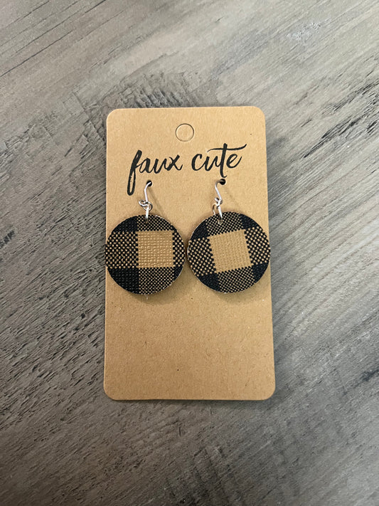 Small buffalo plaid circle earrings